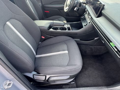 Used 2025 Hyundai Sonata SEL FWD image 15