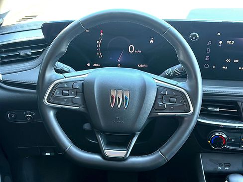 Used 2024 Buick Encore GX Sport Touring image 27