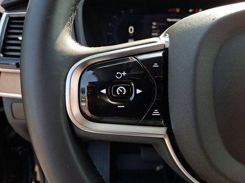 Used 2024 Volvo XC90 T8 Plus w/ Protection Package Premier AWD/4WD image 24