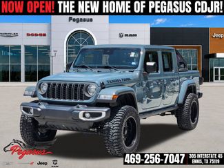 Used 2024 Jeep Gladiator Sport AWD/4WD video 2