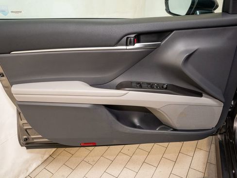 Used 2024 Toyota Camry LE image 10