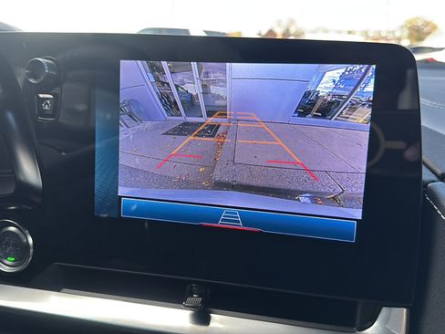 Used 2024 Chevrolet Corvette Stingray Convertible w/ LPO, Roadside Safety Package image 32