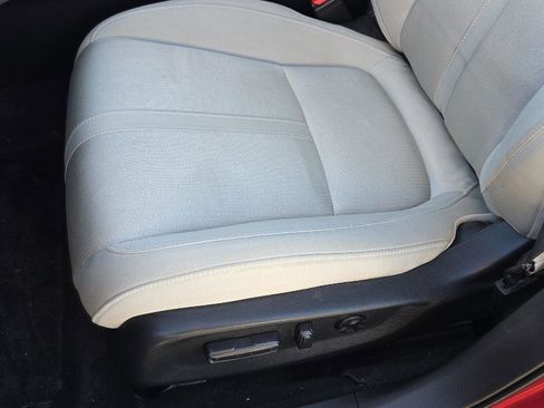 Used 2018 Honda Accord EX image 38