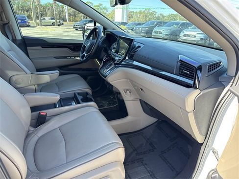 Used 2023 Honda Odyssey Elite image 18