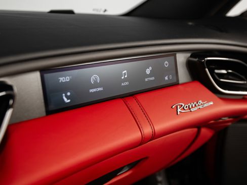 Certified 2024 Ferrari Roma Spider RWD image 44