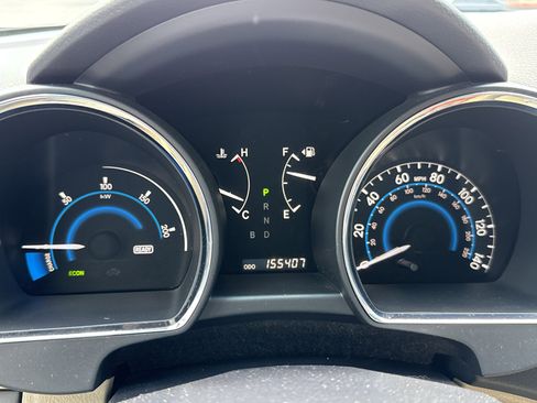 Used 2012 Toyota Highlander Limited AWD/4WD image 19