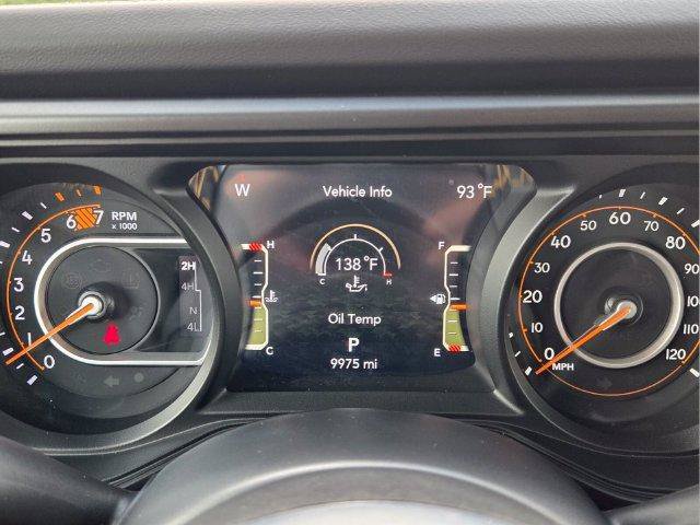 Used 2024 Jeep Wrangler Unlimited Sahara w/ Technology Group AWD/4WD image 33