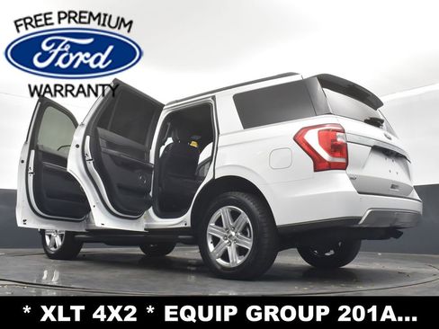 Used 2020 Ford Expedition XLT image 32
