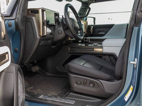 Used 2024 GMC Hummer EV 3X w/ Omega Edition AWD/4WD image 23