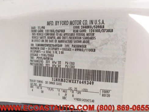 Used 1999 Lincoln Town Car Signature image 10