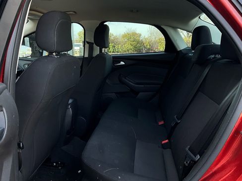 Used 2018 Ford Focus SE image 11
