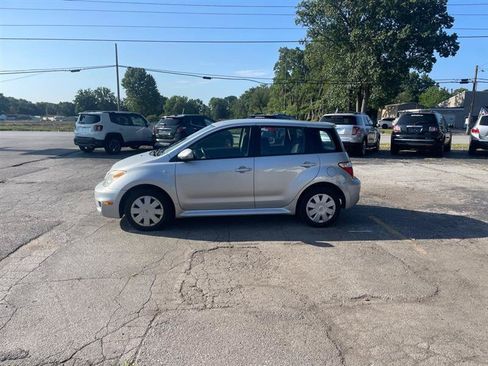 Used 2006 Scion xA FWD image 8
