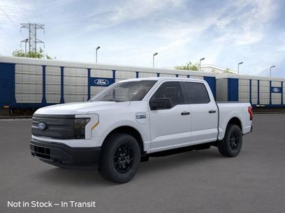 New 2025 Ford F150 Lightning Pro w/ Max Trailer Tow Package