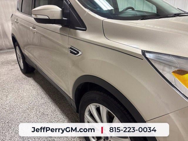Used 2017 Ford Escape Titanium FWD image 8