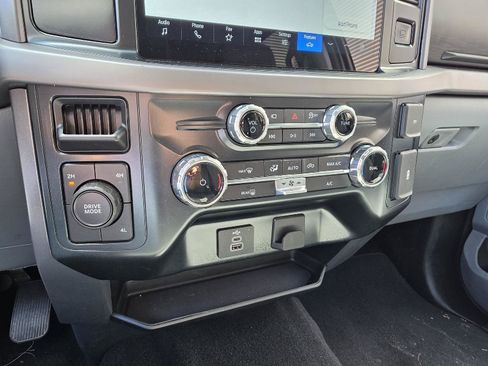 Used 2025 Ford F150 XLT w/ Equipment Group 301A Standard AWD/4WD image 20