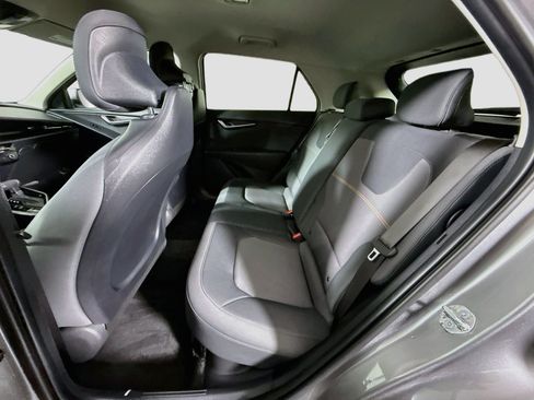Used 2026 Kia Niro LX FWD image 24