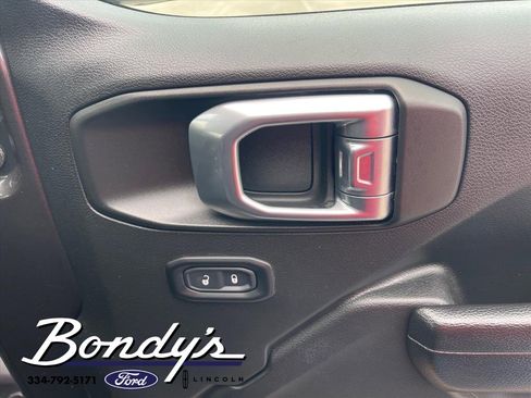 Used 2021 Jeep Wrangler Unlimited Rubicon image 19