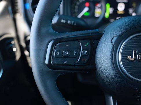 Used 2024 Jeep Wrangler Unlimited Rubicon 4xe image 20