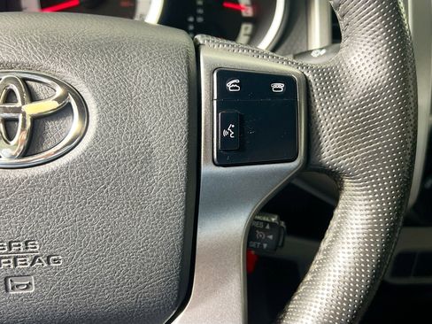 Used 2012 Toyota Tacoma Base image 19