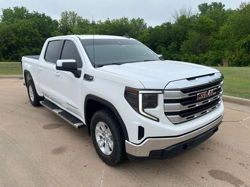 Used 2022 GMC Sierra 1500 SLE AWD/4WD image 7
