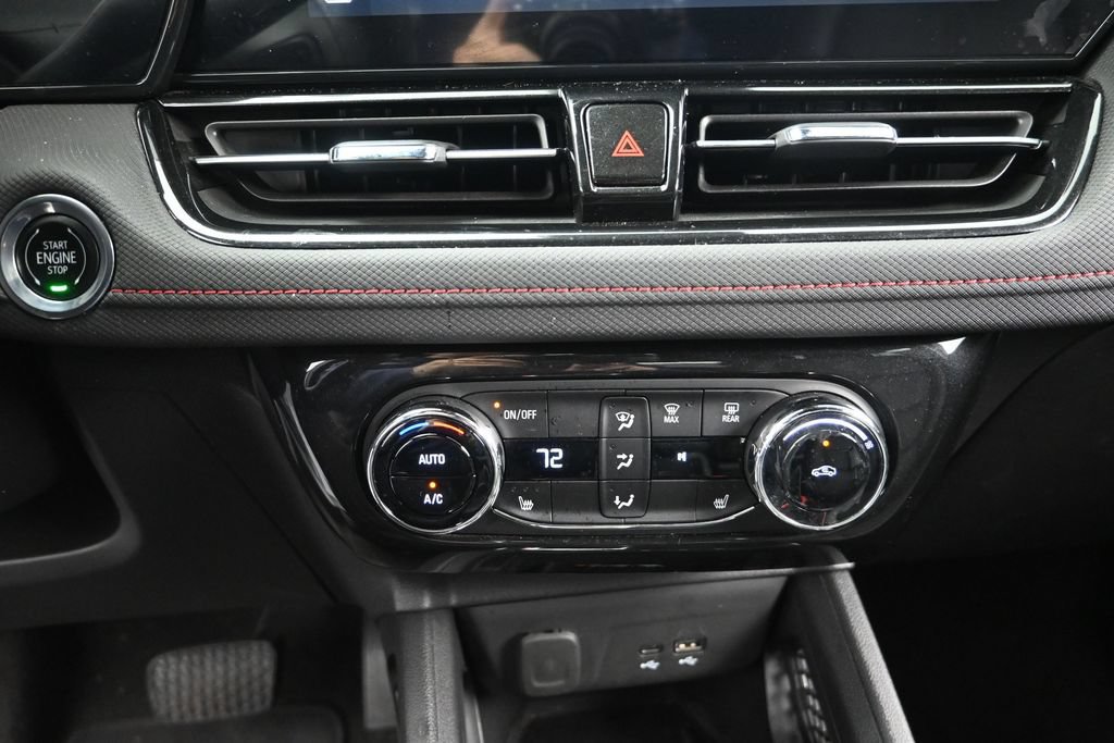 Used 2024 Chevrolet TrailBlazer RS w/ Convenience Package FWD image 14
