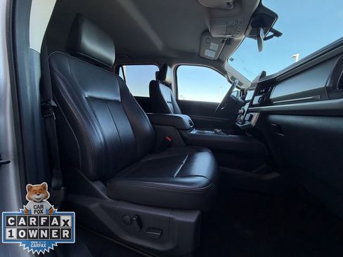 Used 2024 Ford Expedition Max XLT image 26
