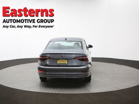 Used 2020 Volkswagen Jetta SE FWD image 37