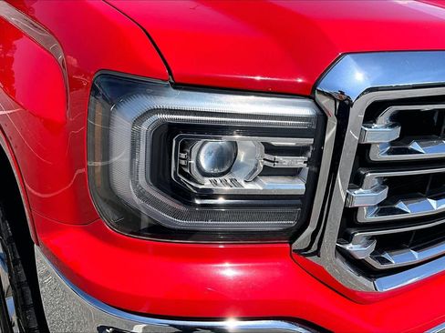 Used 2016 GMC Sierra 1500 SLT w/ SLT Premium Package AWD/4WD image 28