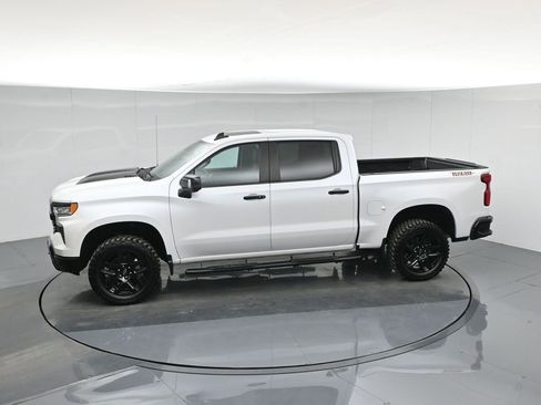 Used 2024 Chevrolet Silverado 1500 LT Trail Boss w/ LT Trail Boss Premium Package image 47