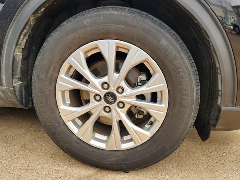 Used 2023 Ford Escape Active w/ Cold Weather Package image 8