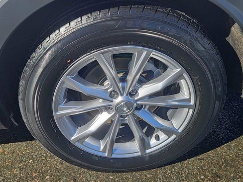 Used 2023 Honda CR-V EX image 3