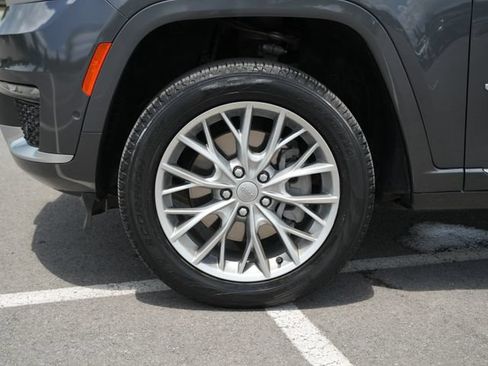 Used 2023 Jeep Grand Cherokee L Summit w/ Advanced Protech Group IV AWD/4WD image 11