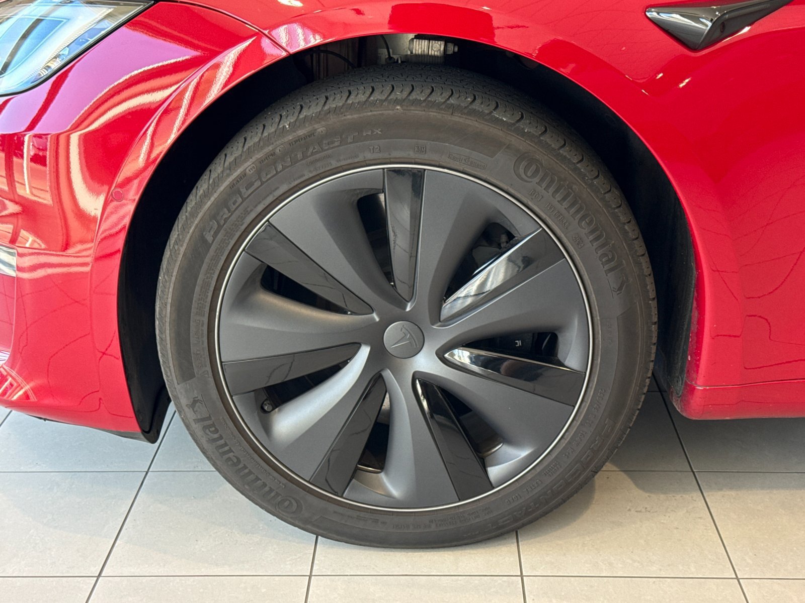 Used 2023 Tesla Model S Standard Range AWD/4WD image 5