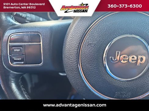 Used 2012 Jeep Wrangler Unlimited Sahara w/ Dual Top Group image 10