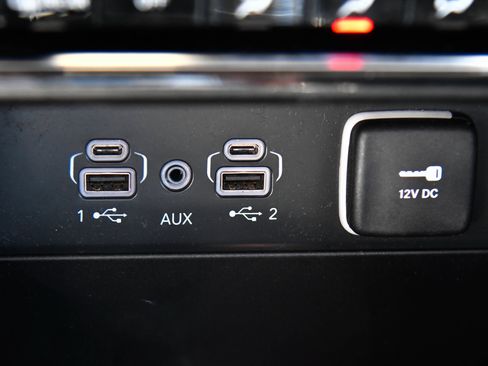 Used 2023 Jeep Grand Cherokee L Laredo AWD/4WD image 26