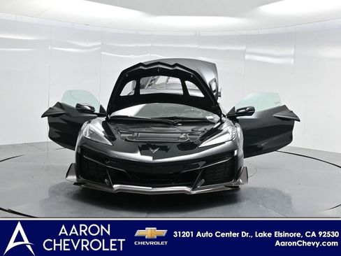 New 2026 Chevrolet Corvette ZR1 w/ ZR1 Carbon Fiber Aero Package image 36