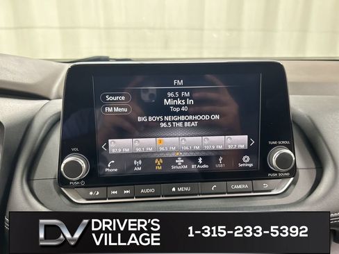 Used 2023 Nissan Rogue SV w/ SV Premium B Package AWD/4WD image 14