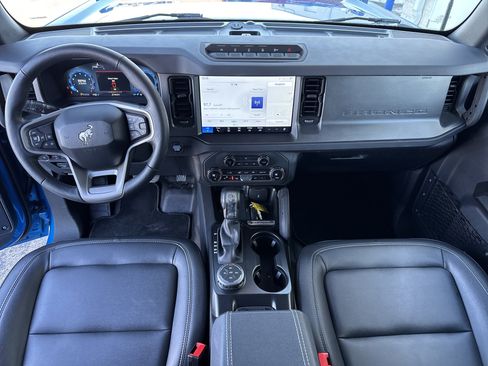 Certified 2025 Ford Bronco Badlands image 23