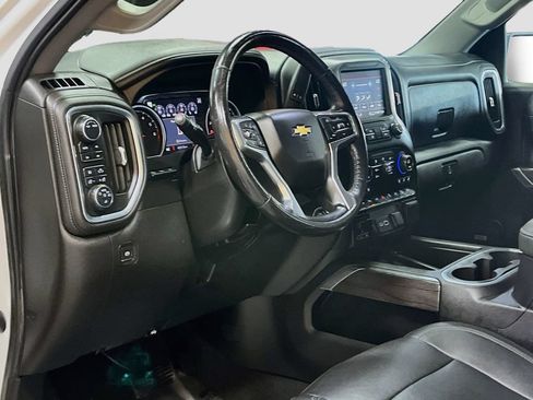 Used 2022 Chevrolet Silverado 1500 LTZ w/ LTZ Premium Package AWD/4WD image 9