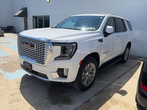 Used 2023 GMC Yukon Denali AWD/4WD image 1