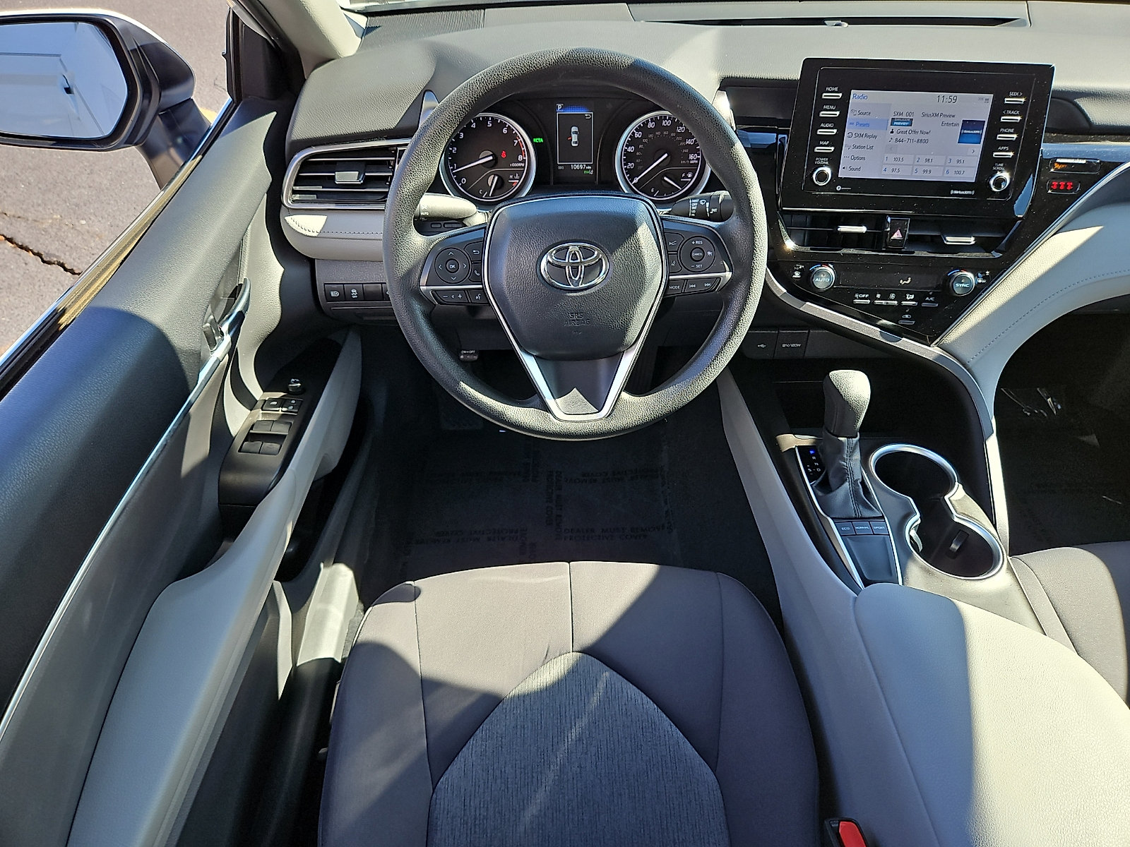 Used 2024 Toyota Camry LE w/ Convenience Package FWD image 11
