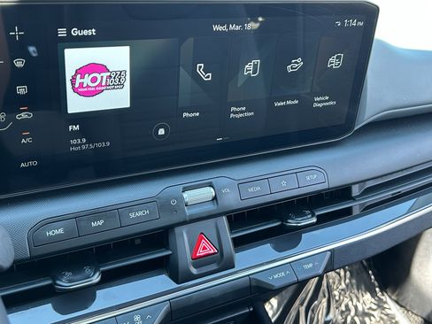 Used 2025 Kia K4 EX image 27