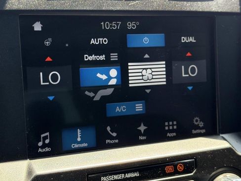 Used 2017 Ford F250 Lariat w/ Lariat Ultimate Package AWD/4WD image 25