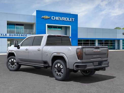 New 2025 GMC Sierra 2500 Denali w/ Denali Reserve Package image 11