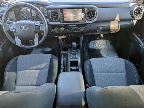 Used 2023 Toyota Tacoma TRD Off-Road w/ Technology Package AWD/4WD image 31