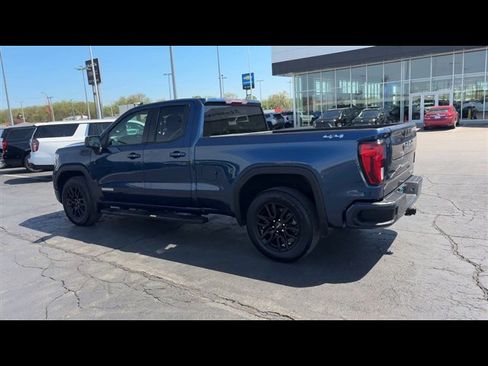 Used 2021 GMC Sierra 1500 Elevation w/ LPO, Elevation Black Package AWD/4WD image 6