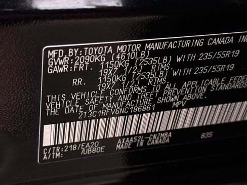 Used 2022 Toyota RAV4 XLE Premium image 27