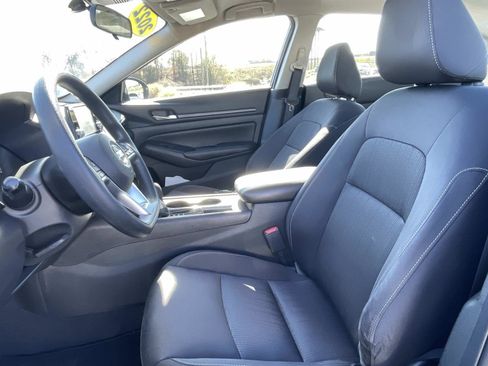 Used 2022 Nissan Altima 2.5 S FWD image 17