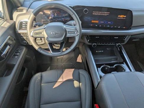 New 2026 Chevrolet Suburban RST w/ Comfort Package RWD image 8