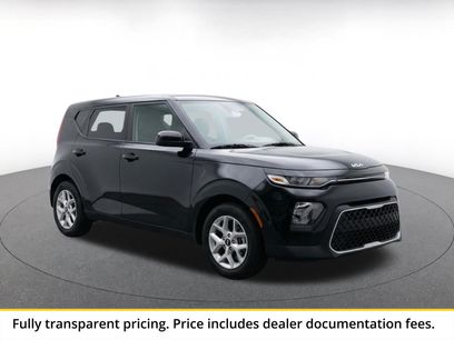 Used 2025 Kia Soul LX w/ LX Technology Package